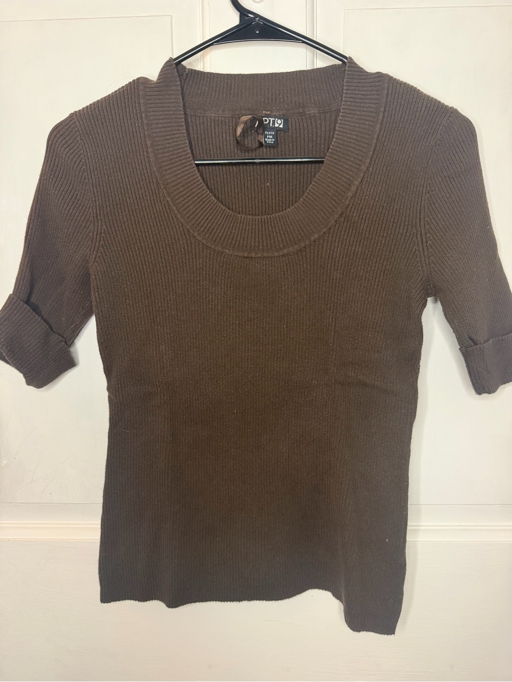 Apt. 9 PM Petite Cotton Nylon Rib-Knit Scoop Neck Short Sleeve Brown Sweater